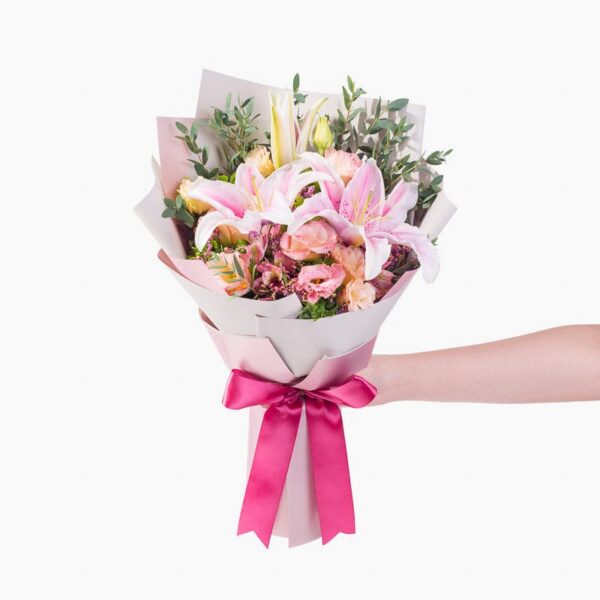 Mixed Pink Lily Bouquet 🌸💐