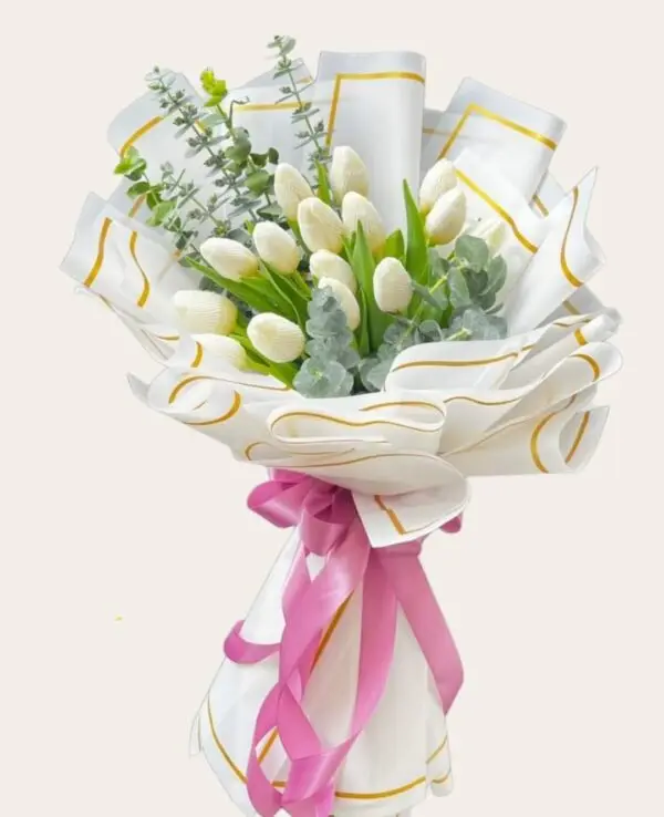 Snow White Tulip Bouquet 🌷🤍