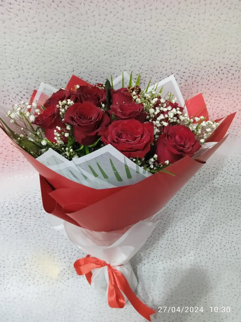 Forever Love Rose Bouquet 🌹✨ - Image 3