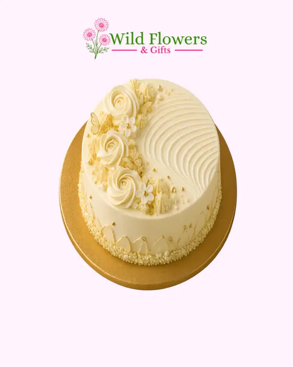 Cream Rosette Cake with elegant frosting flowers in Cream Rosette Cake with elegant frosting flowers in