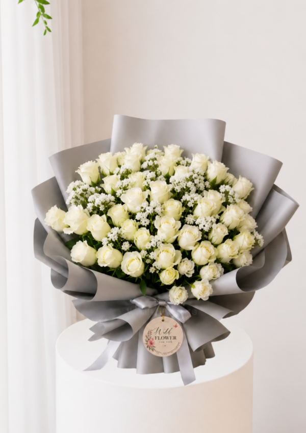 43 Ivory Rose Elegance