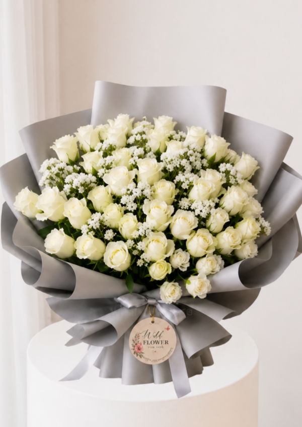 44 Ivory Rose Elegance