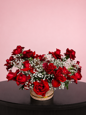 Luxury Red Rose Box with Fresh Red Roses Luxury Red Rose Box with Fresh Red Roses
