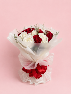 Romantic Red White Rose Bouquet with Fresh Roses Romantic Red White Rose Bouquet with Fresh Roses