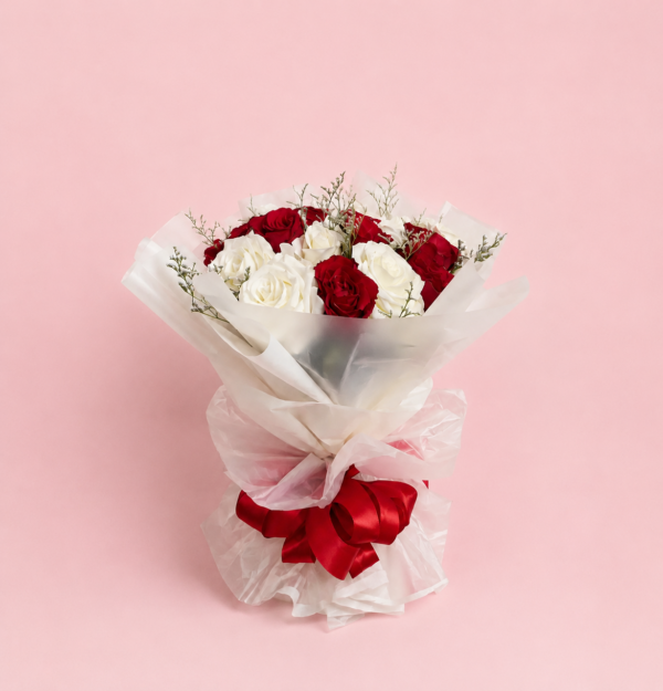 Romantic Red White Rose Bouquet with Fresh Roses