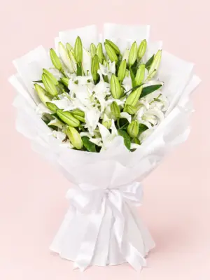 White Lily Bouquet with Fresh White Lilies White Lily Bouquet with Fresh White Lilies